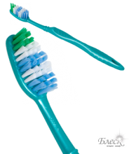 Colgate Зубная щетка Классика Плюс (мягкая)